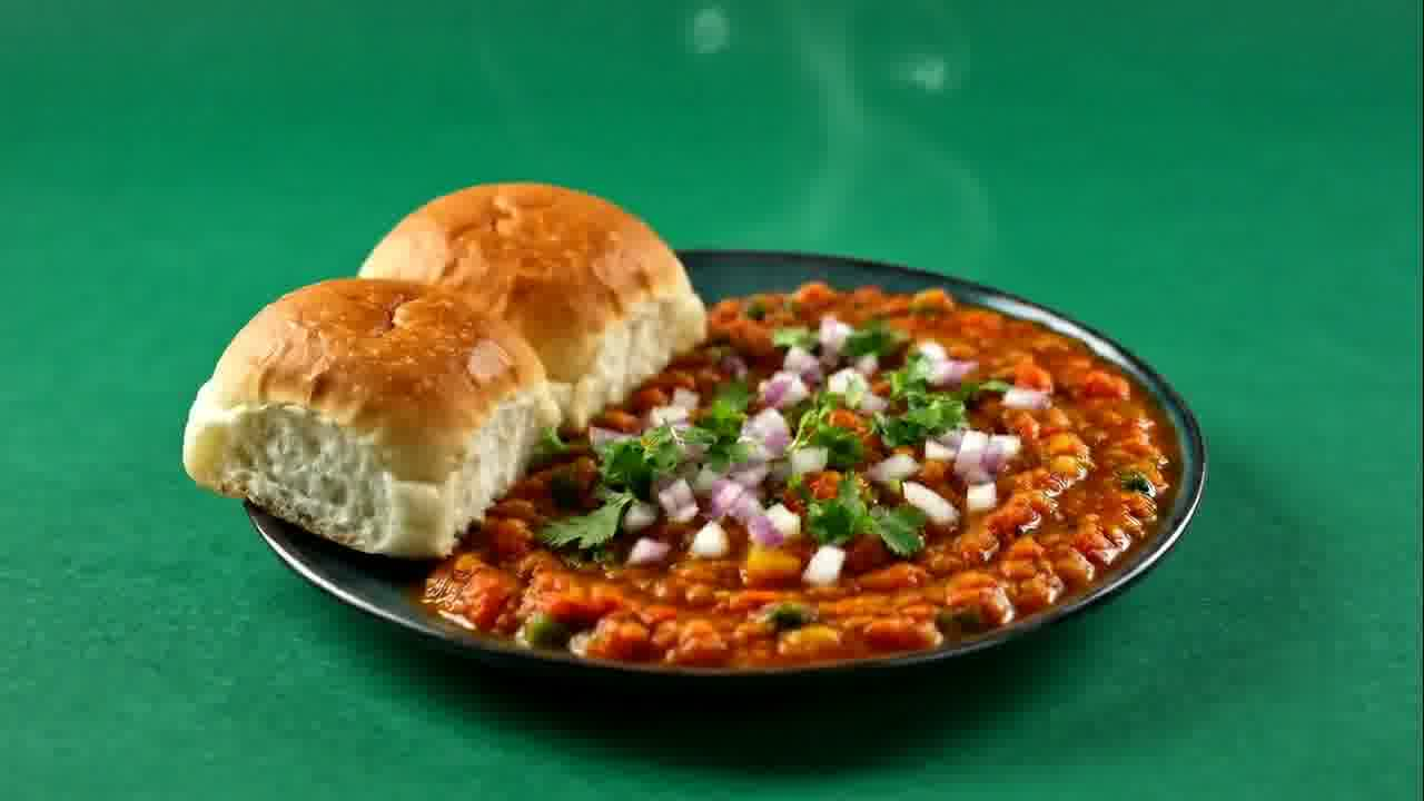 A generous vegetarian dish with rich colour